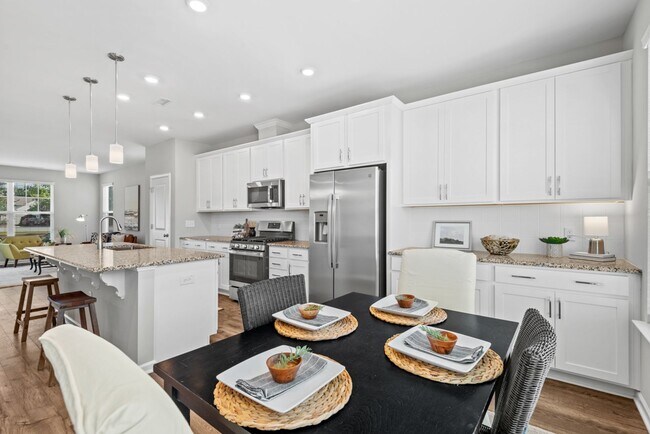 Building Photo - 1136 Commack Dr