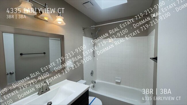 Building Photo - 4335 Early View Ct