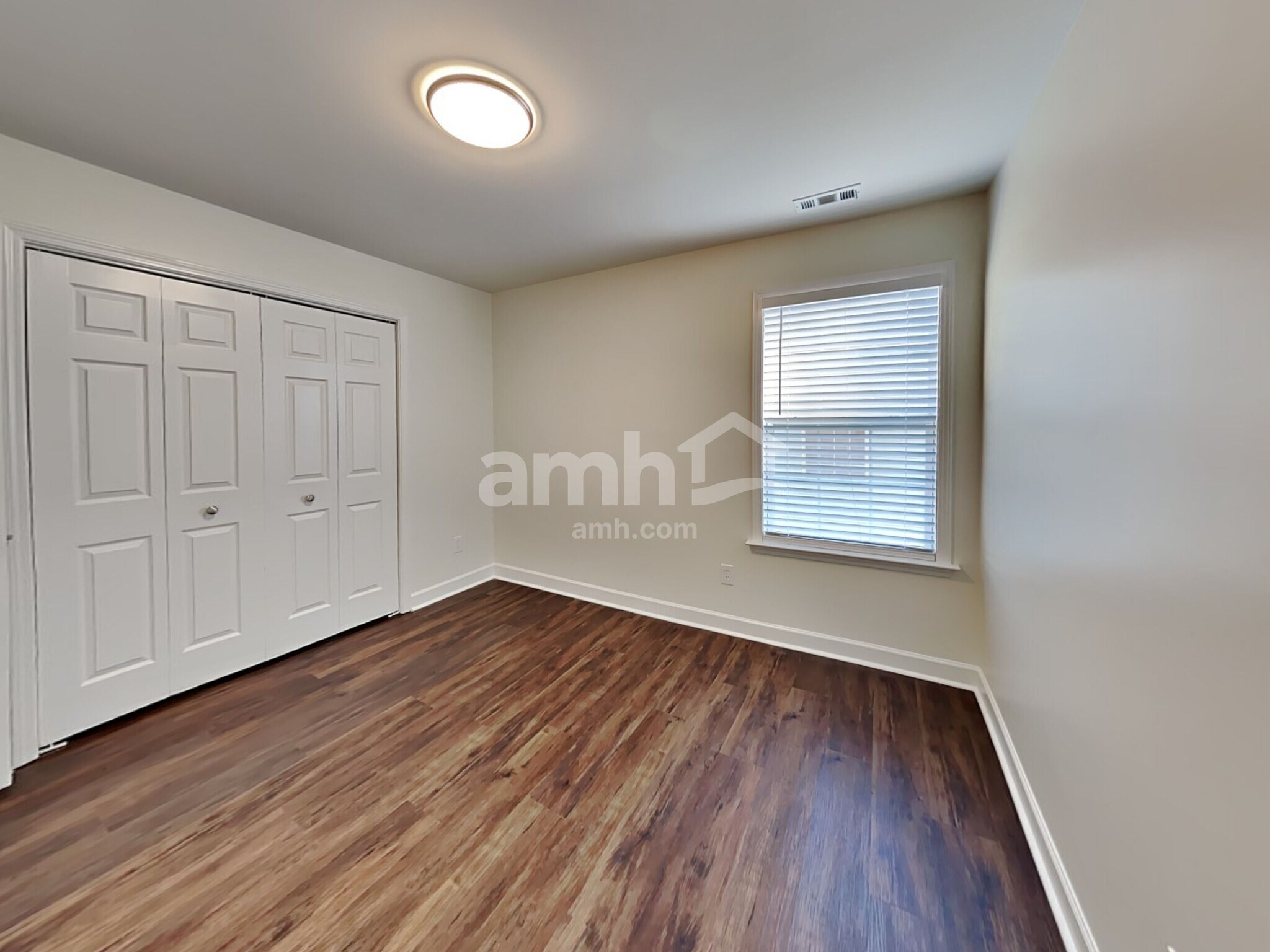 Building Photo - 3058 Romain Trail