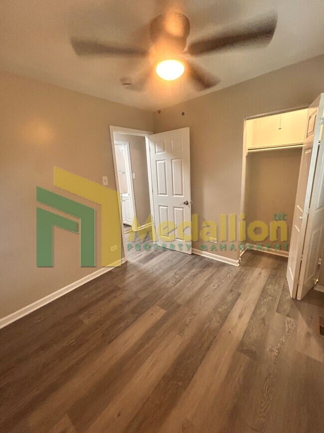 Building Photo - 8358 S Morgan St