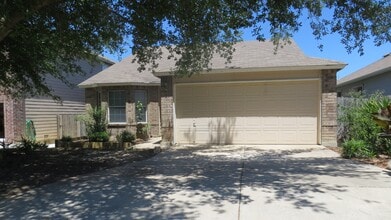 Building Photo - 6611 Clovis Ct