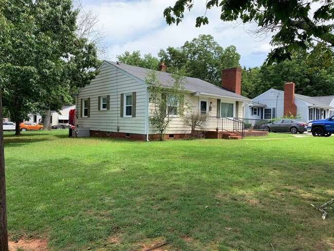 Primary Photo - 3 BED, 1 BATH HOME IN GREYSTONE AREA, $1550 MONTH, $1550 DEPOSIT