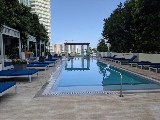 Building Photo - 250 Sunny Isles Blvd