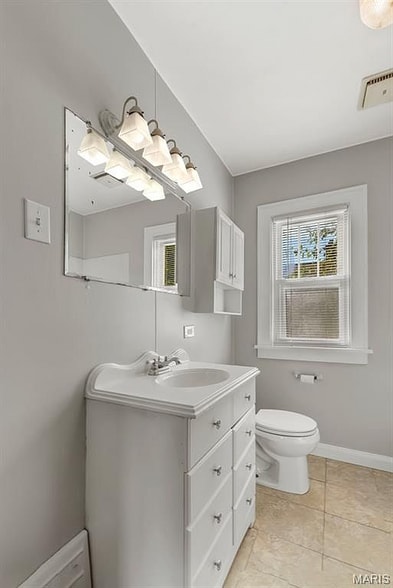 Building Photo - 3400 Milton Dr