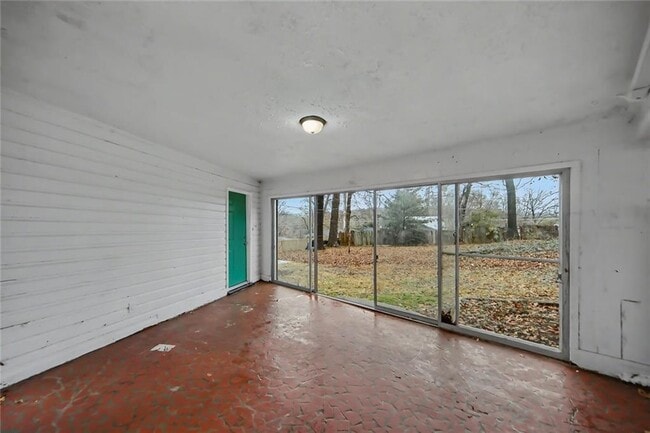 Building Photo - 725 Matilda Pl NW