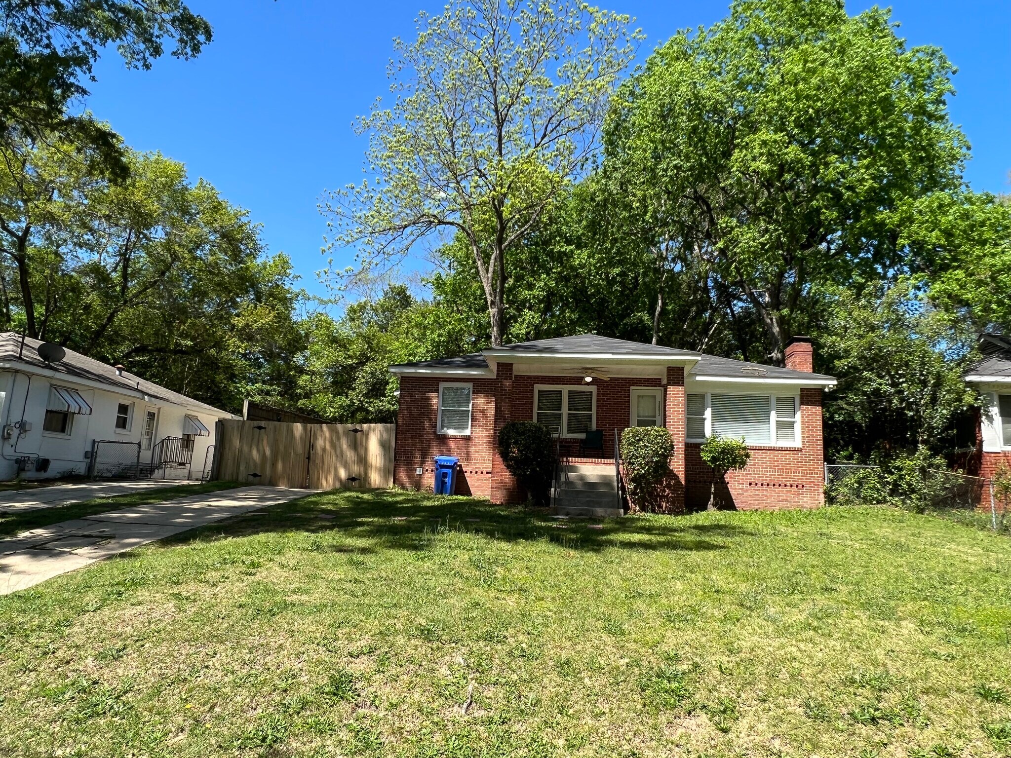 Building Photo - 3813 Howard Ave