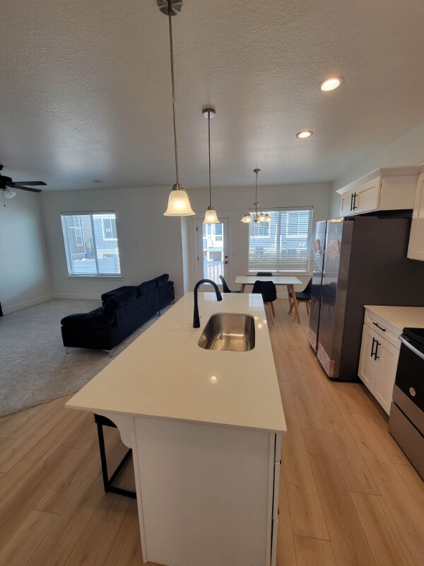 Building Photo - 1763 N Blaze Ln