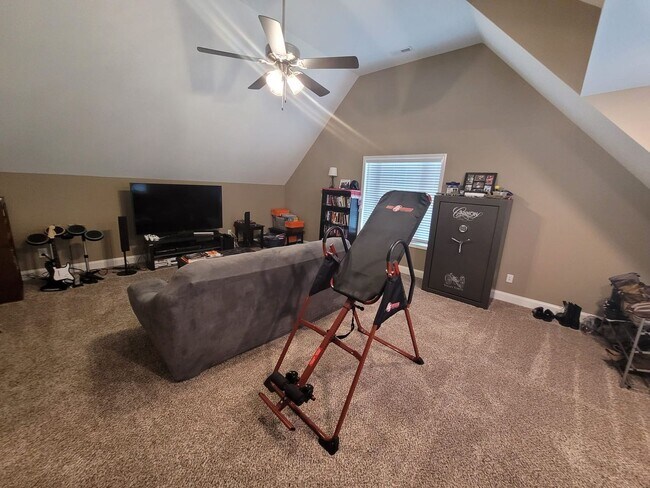 Building Photo - 249 Crusaw Dr