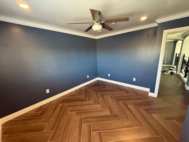 Building Photo - Eagle Ranch Community-2 Story 4 bedrooms Spanish Style Home