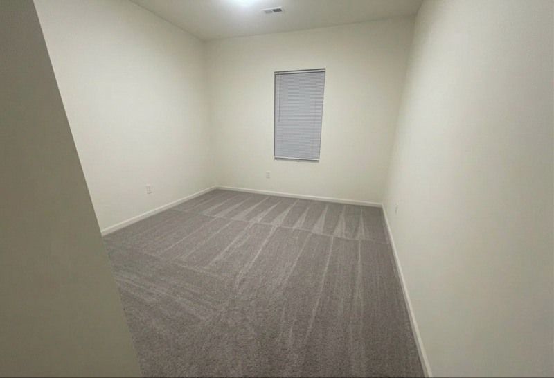 Building Photo - 960 Rift Vly Dr