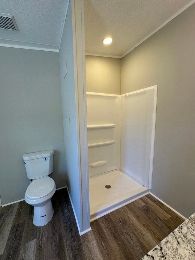 Building Photo - 319 Bridgeview Dr