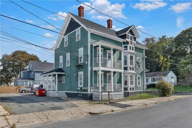 Building Photo - 244 Paradis Ave