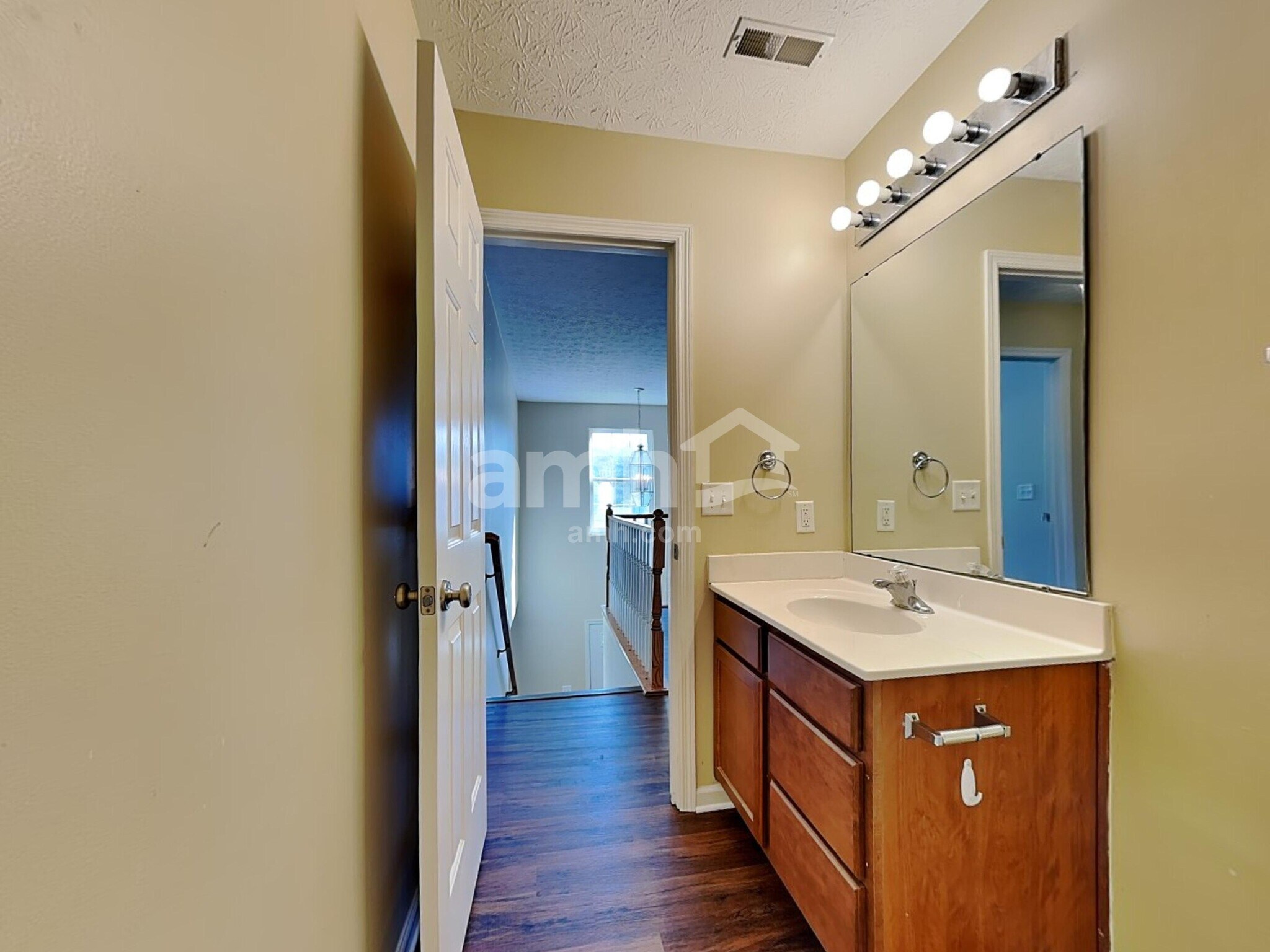 Building Photo - 552 Wildlife Ct