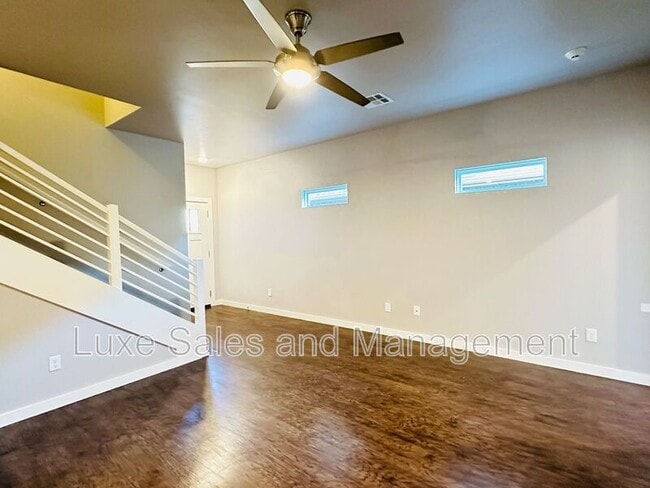 Building Photo - 2116 Camino Del Plaza Ln