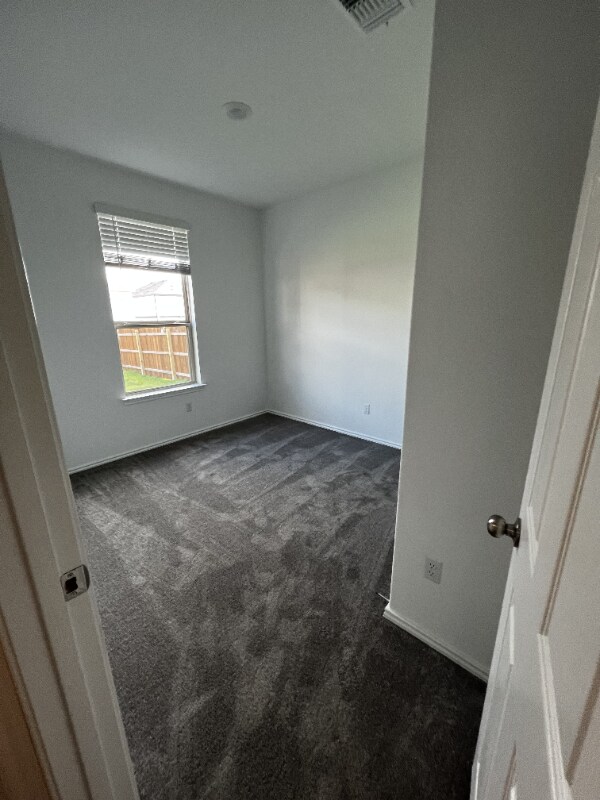 Building Photo - 456 Pickrell Lp