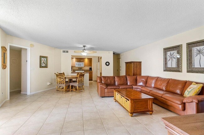 Building Photo - 2800 N Ocean Dr