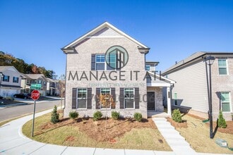 Building Photo - Beautiful 4 Bedroom house in Mill Creek Hi...