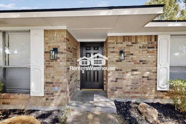 Building Photo - Completely Refreshed Plano Home Ready for ...