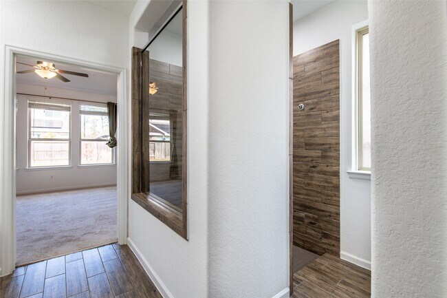 Building Photo - 15023 Mulberry Hallow St