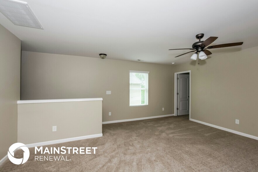 Building Photo - 8727 Balsam Bay Rd