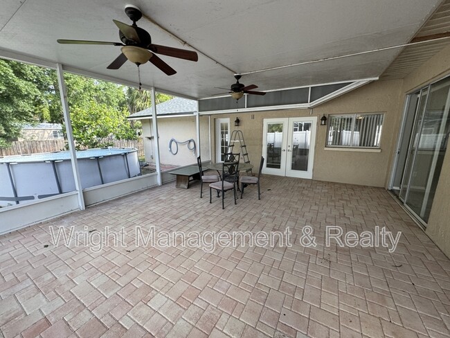 Building Photo - 12034 Stone Crossing Cir