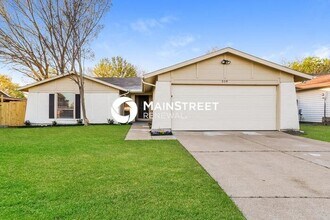 Building Photo - 3 Bedroom Pet-Friendly Home in GARLAND, TX...