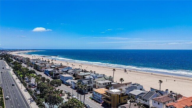 Building Photo - 6601 Seashore Dr