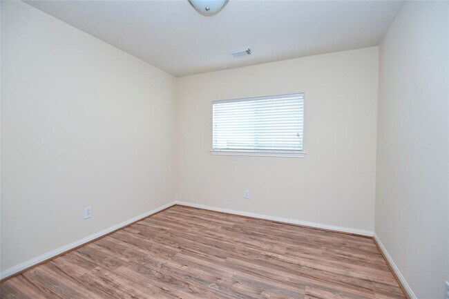 Building Photo - 19119 Canyon Ferry Ln