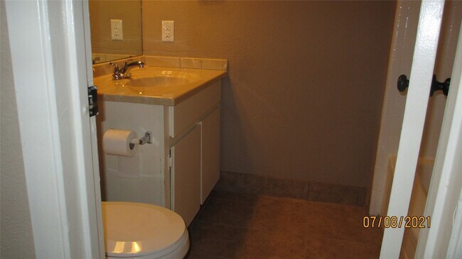 Building Photo - 13223 Kit Ln