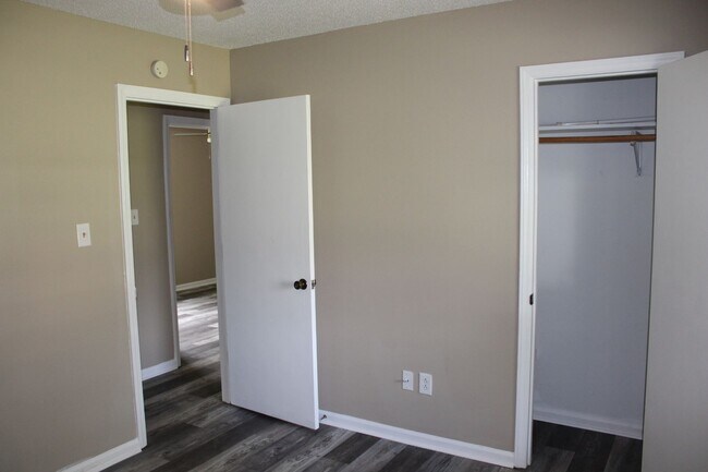 Building Photo - Beautifully renovated home in Newport, NC!