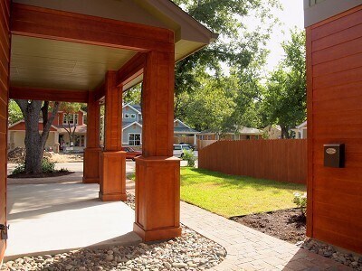 Building Photo - UT PRE-LEASE: Beautiful, Recently Constructed 6 bed/ 4 ba home in North Loop Area, Mins to UT