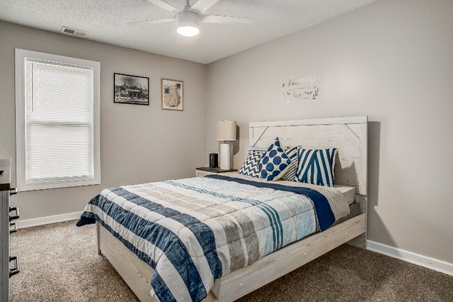 Building Photo - 2734 Brooklyn Ave