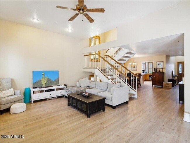 Building Photo - 10563 E Carol Ave