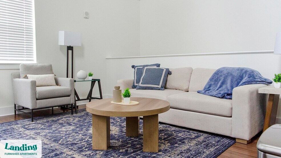 Primary Photo - 901 Kelly Green Ln