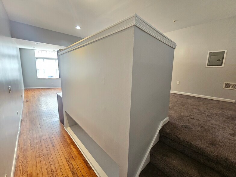 Building Photo - 930 E Passyunk Ave