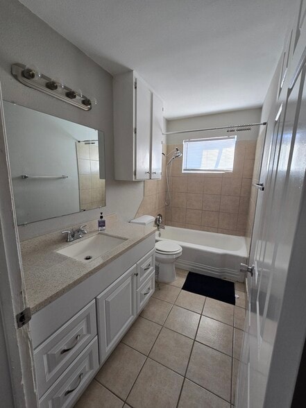 Building Photo - 10608 Georgian Dr