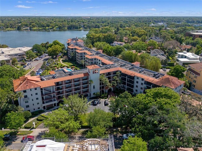 Building Photo - 104 S Interlachen Ave