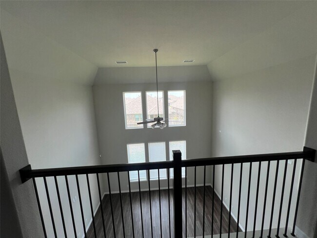 Building Photo - 2638 Settler Hl Dr