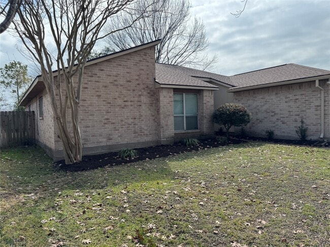 Building Photo - 13123 Chipman Glen Dr