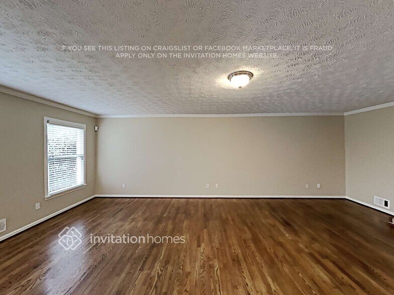 Building Photo - 640 Johns Landing Way