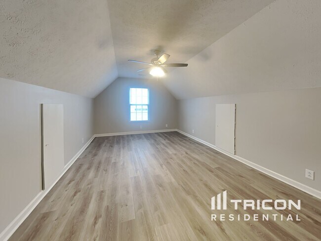 Building Photo - 5640 Chestnutwood Trail