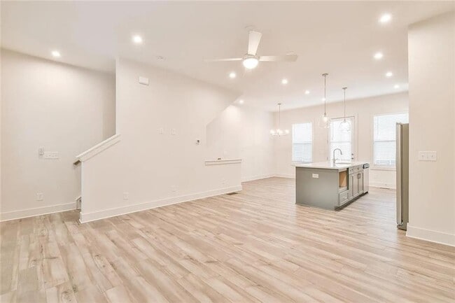 Building Photo - 262 Dilbeck Cir