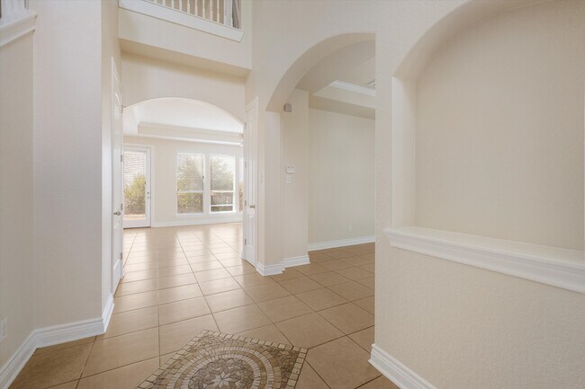 Building Photo - 11314 Begonia rock