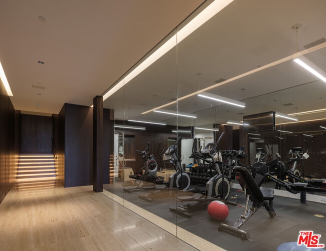 Building Photo - 1305 Collingwood Pl