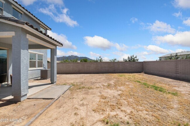 Building Photo - 7352 S Briarwood Ln