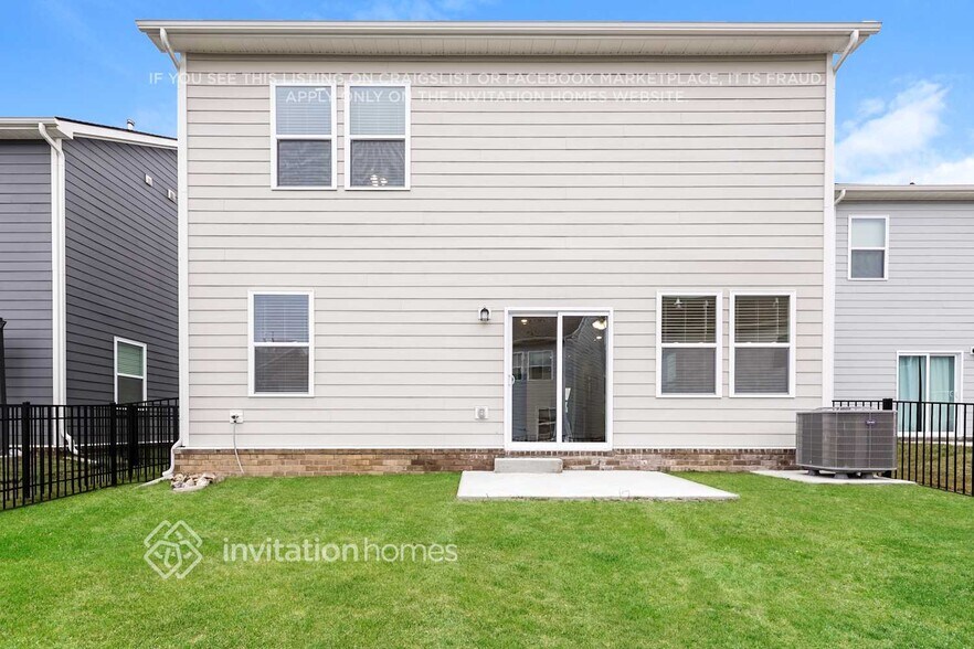 Building Photo - 3032 Drumwright Wy