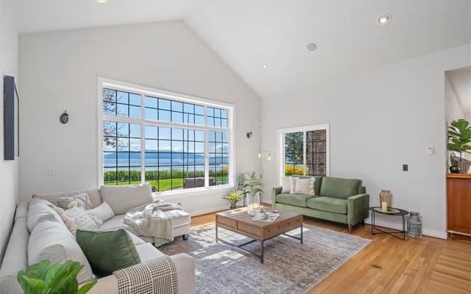 Building Photo - 3851 Cliffside Dr