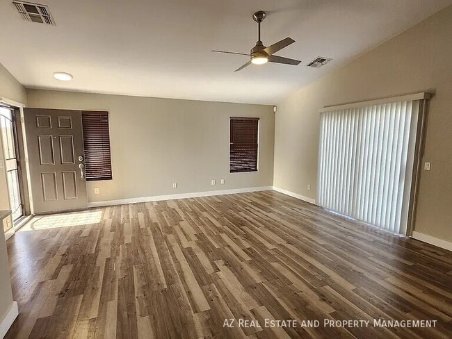 Building Photo - 8642 W Echo Ln