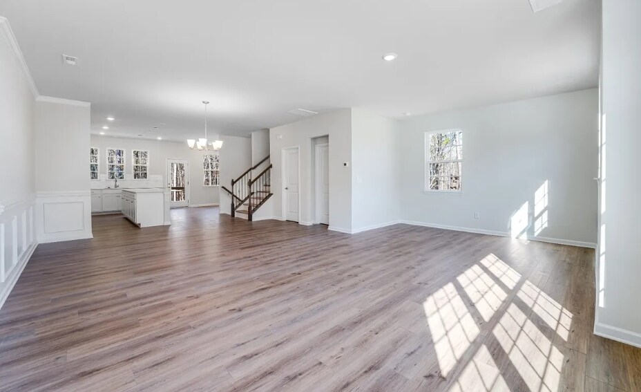 Building Photo - 1203 Mary Jane Ave
