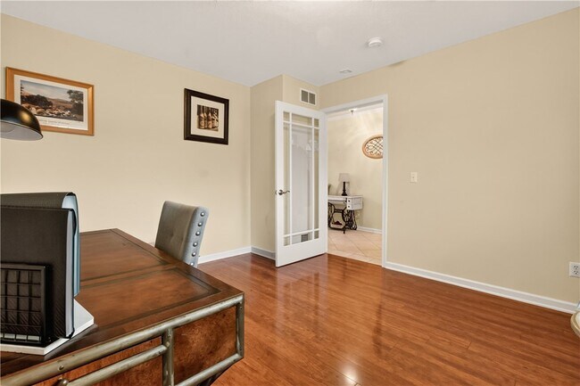 Building Photo - 2093 Mykola Rd